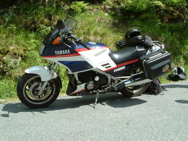 FJ 1200 I